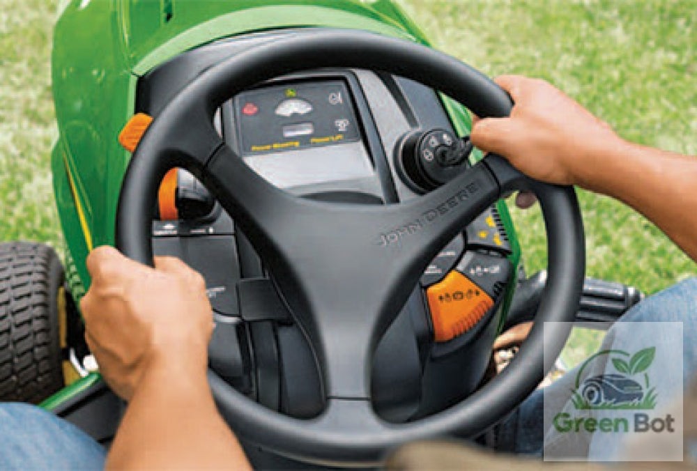John Deere X590 mit 137 cm Mähdeck