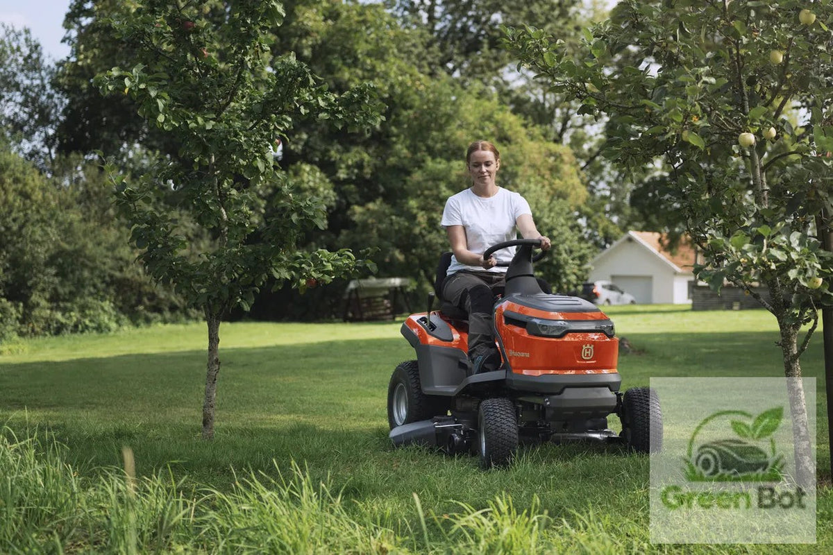 Husqvarna TS 100i – Kompakter Elektro-Aufsitzmäher